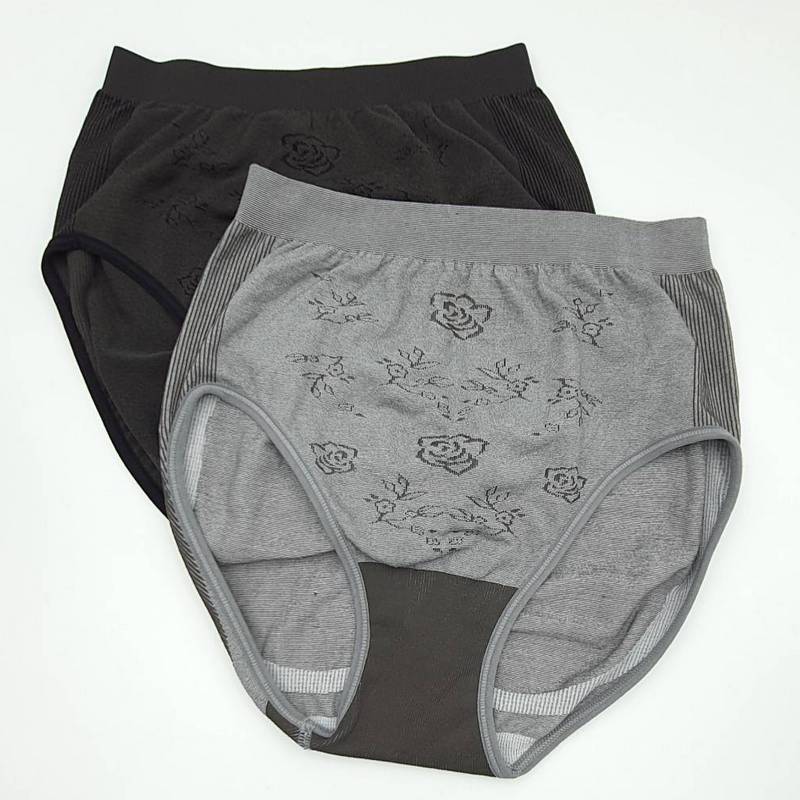 5907 竹炭女用中腰三角褲