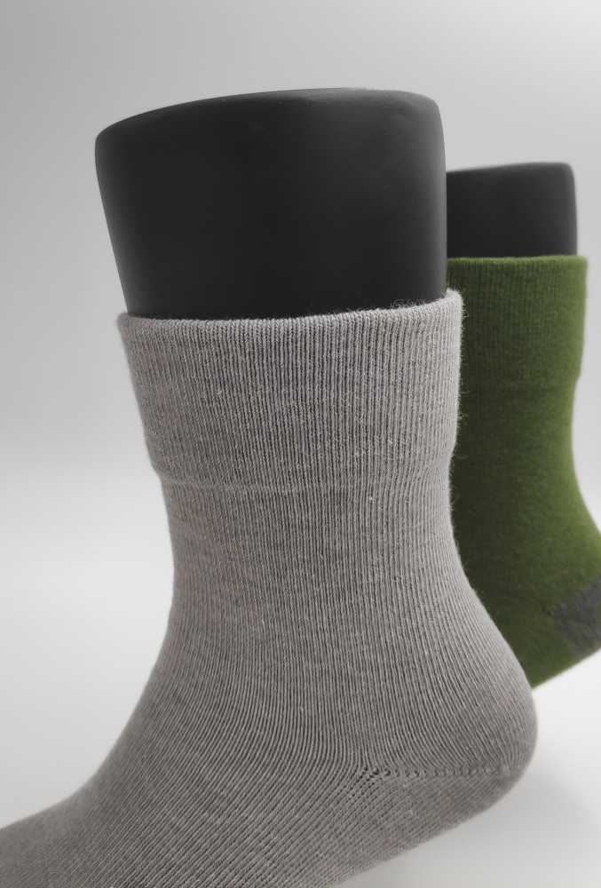 5062 竹炭舒適無痕寬口休閒童襪