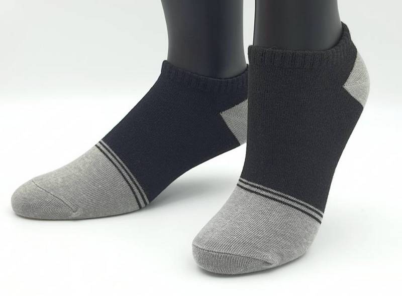 1441 竹炭休閒船型襪