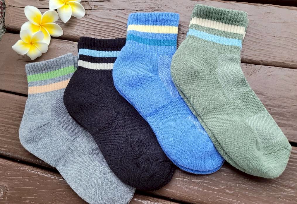 6492L 橫紋厚底氣墊童襪 (L)